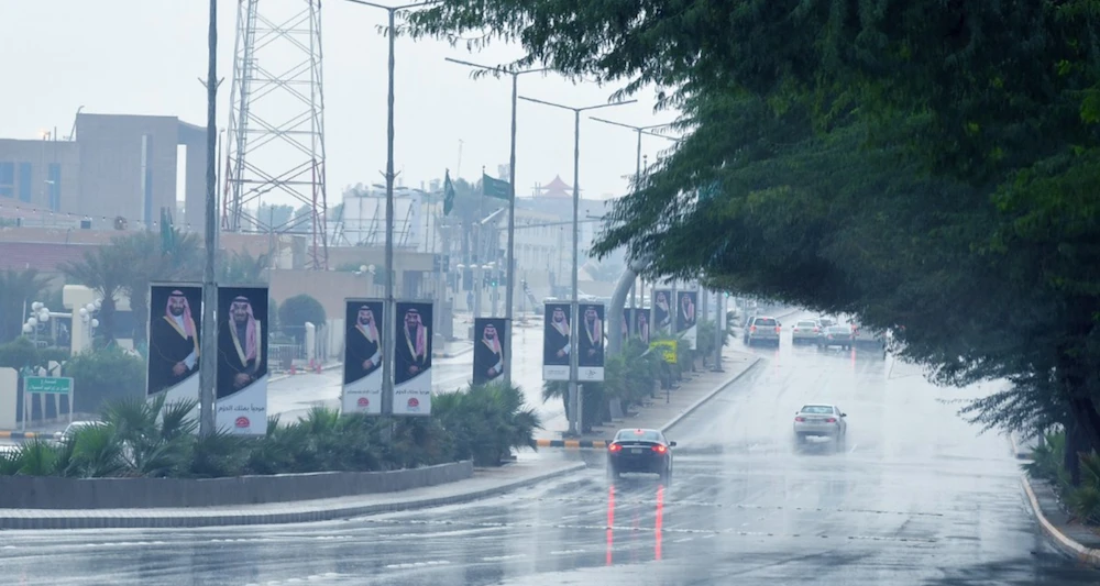 Heavy rain lashes provinces across Saudi Arabia as weather warnings remain in place