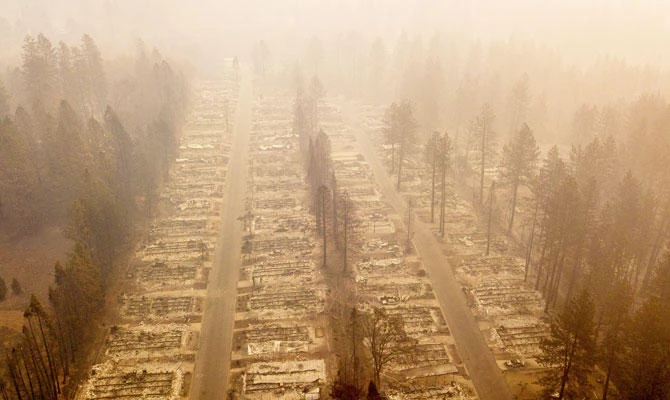 In this aerial photo, a burned neighborhood is seen in Paradise, California on November 15, 2018. (AFP)