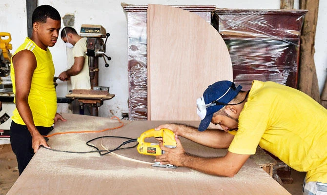 Panama prisoners build confession boxes for papal visit