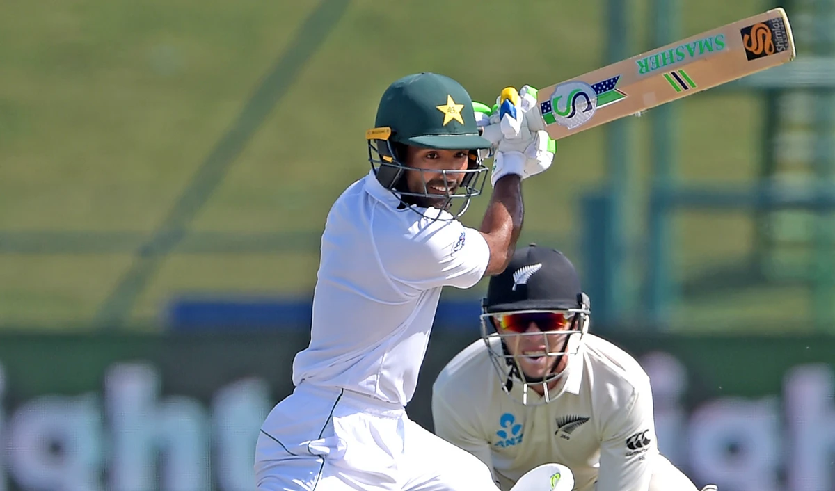 Shafiq chalks up 4,000 runs as Pakistan eyes victory
