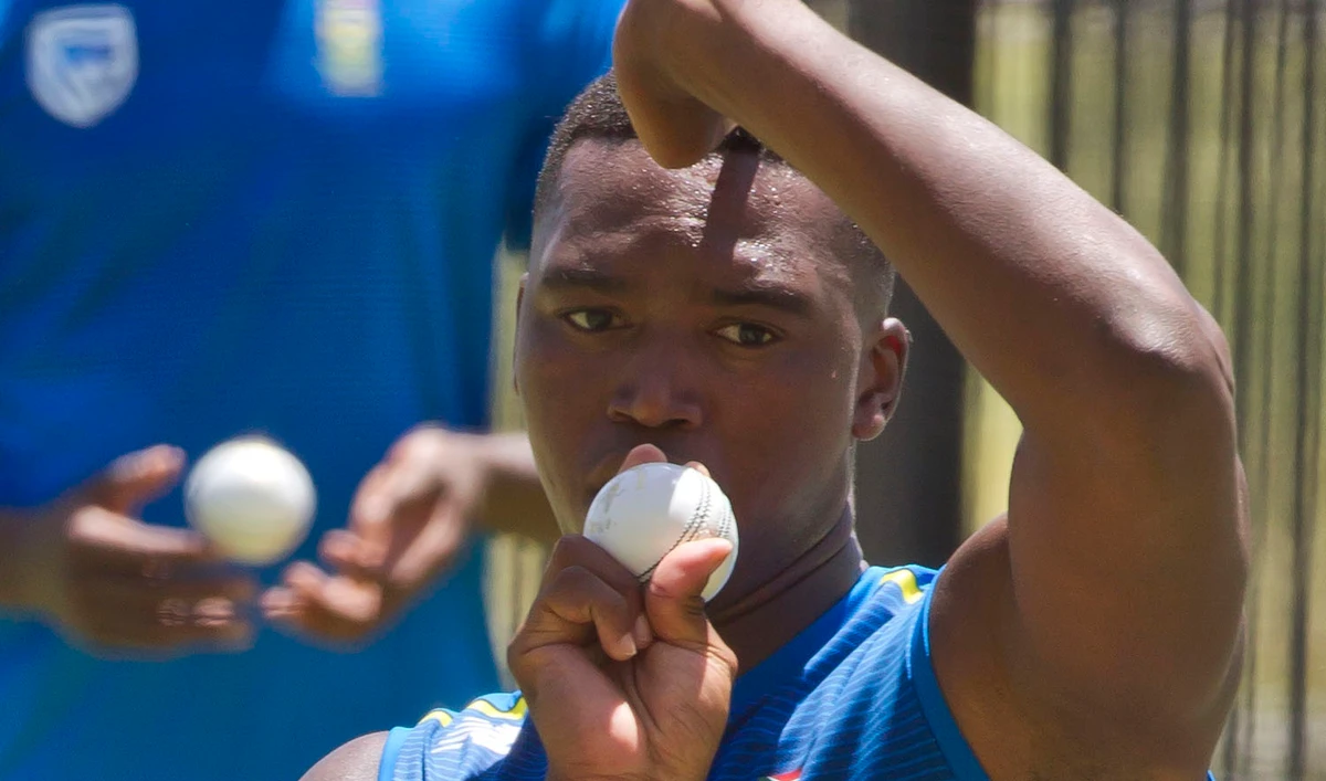 South African bowler Ngidi to miss Pakistan series through injury