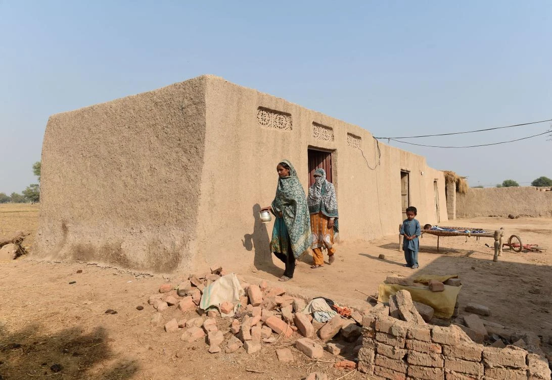 Women’s fight for toilets in rural Pakistan