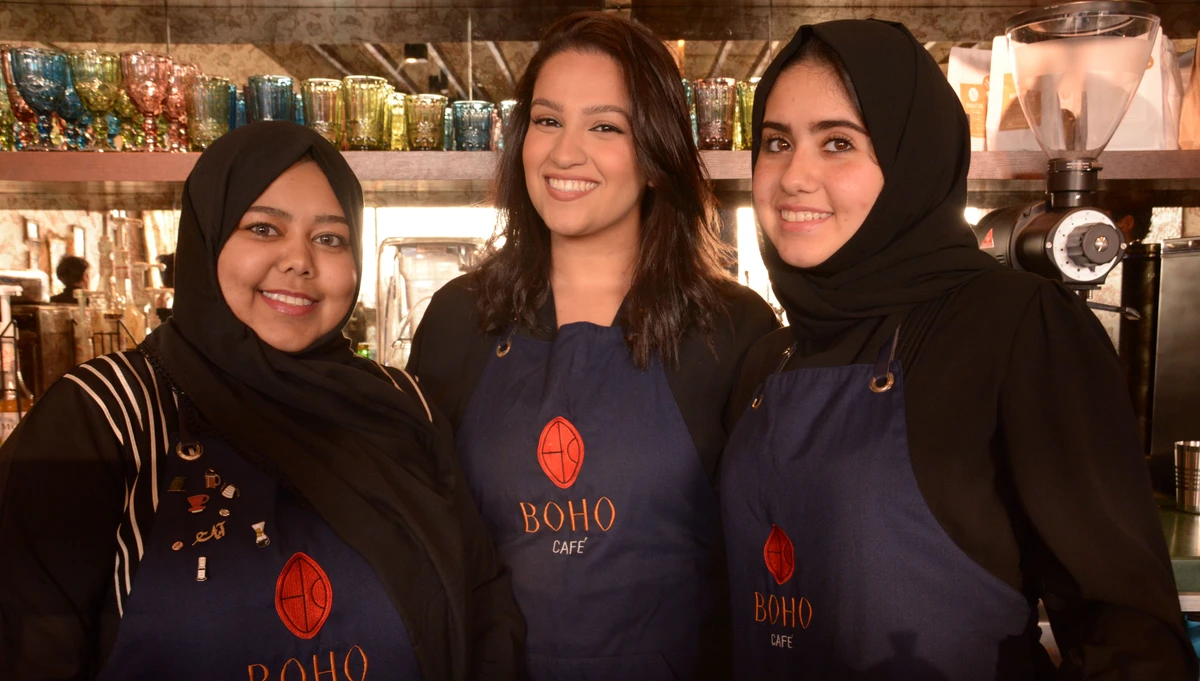 Saudi women started to work as baristas and waitresses in the coffee shop and restaurants. (AN photo by Huda Bashatah)