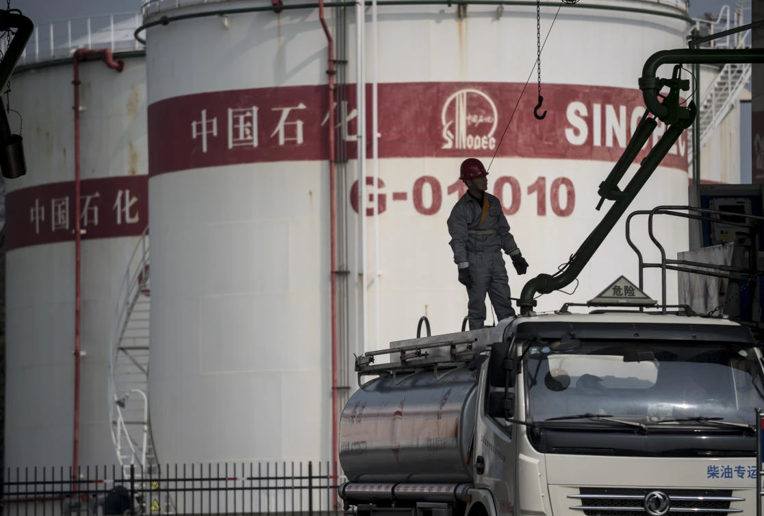 Fresh demand from new Chinese refineries could boost the country’s Saudi oil imports, nudging the OPEC giant back to the top spot as China’s biggest supplier. (AFP)