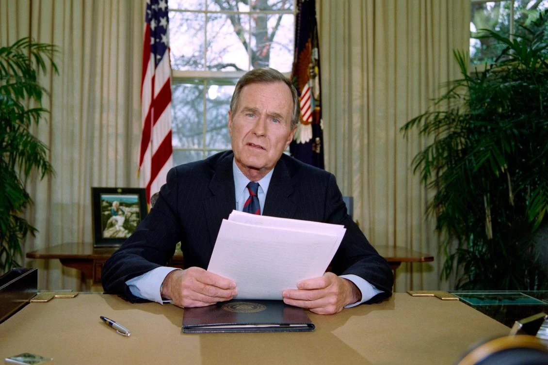 Tributes pour in for Bush senior who played key role in Kuwait’s liberation