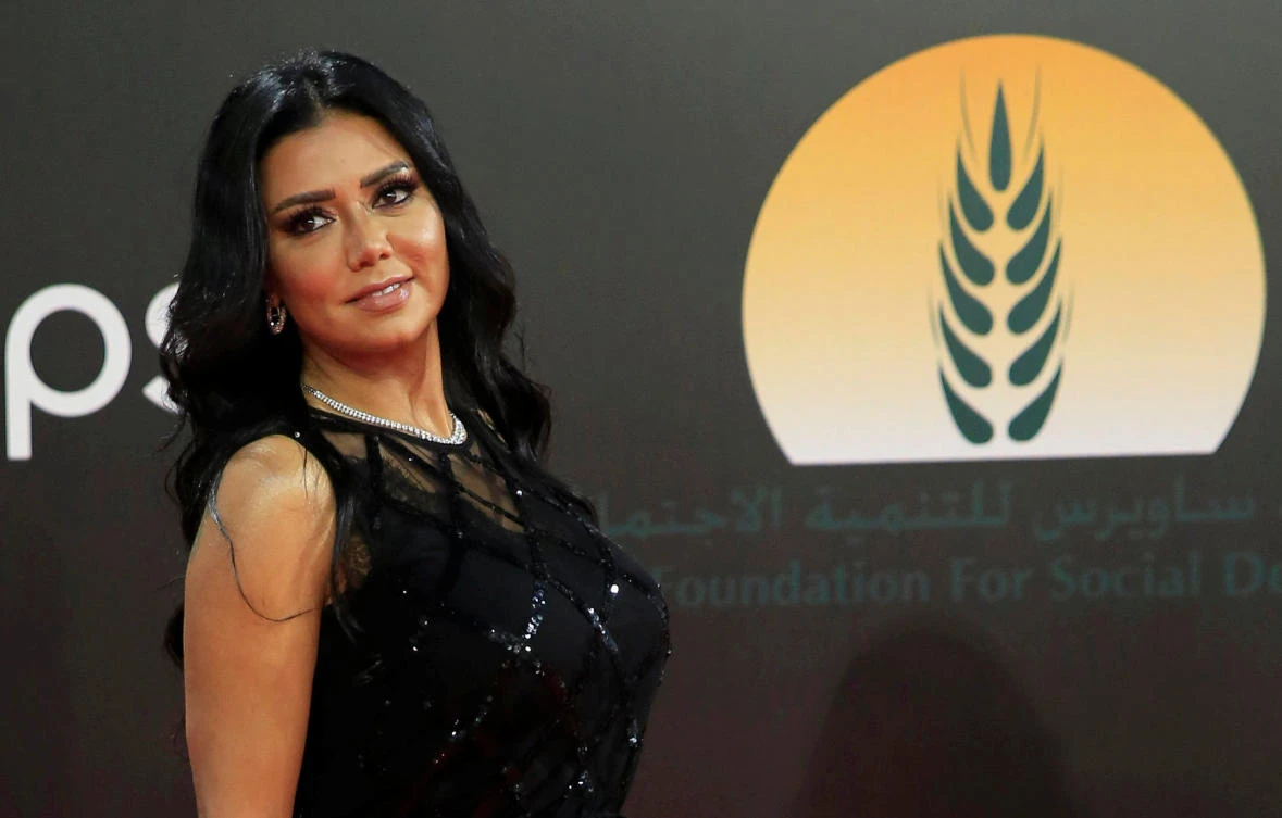 Lawsuit dropped after Egyptian actress charged for revealing dress