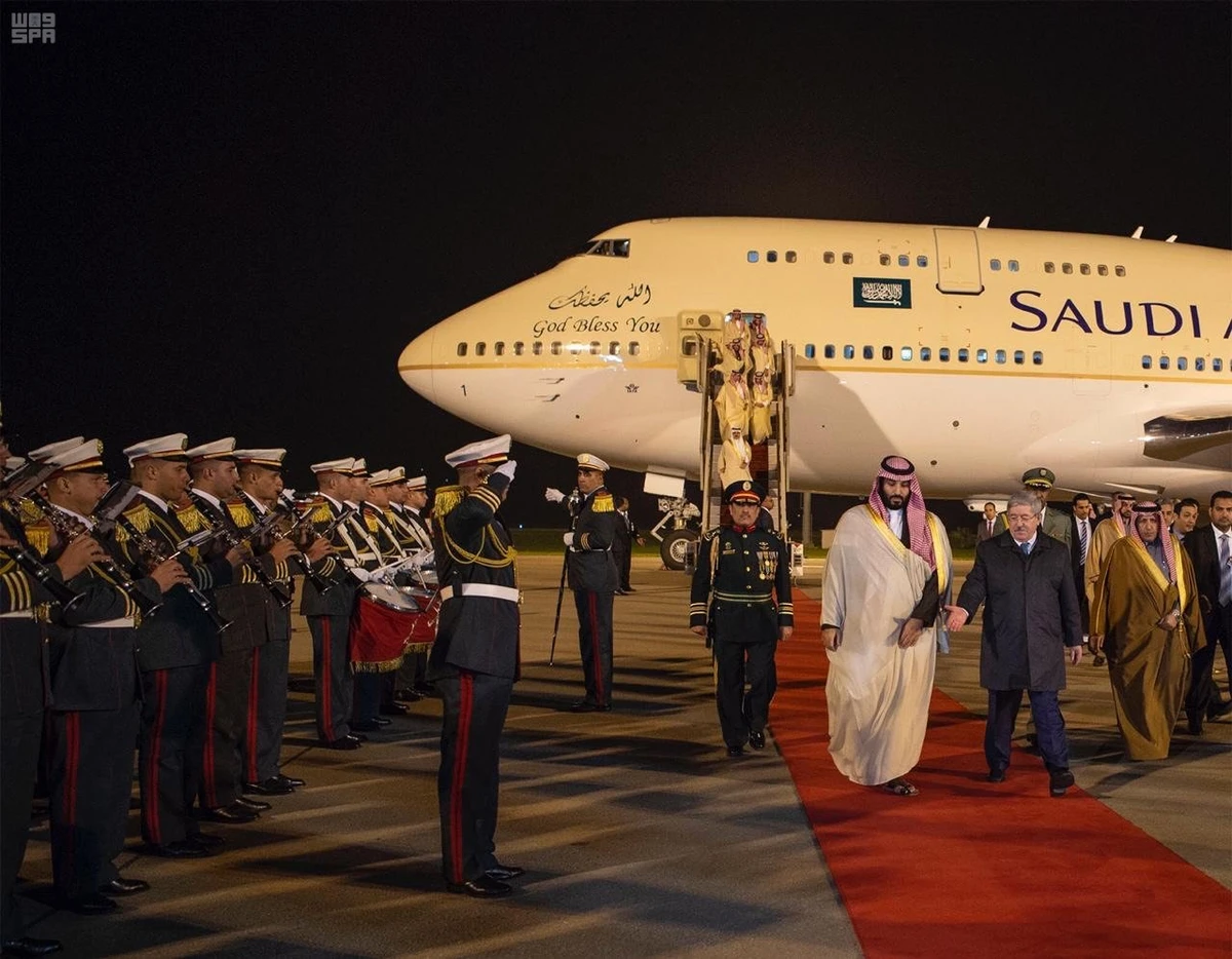 Saudi Arabia’s crown prince arrives in Algeria as part of Arab tour