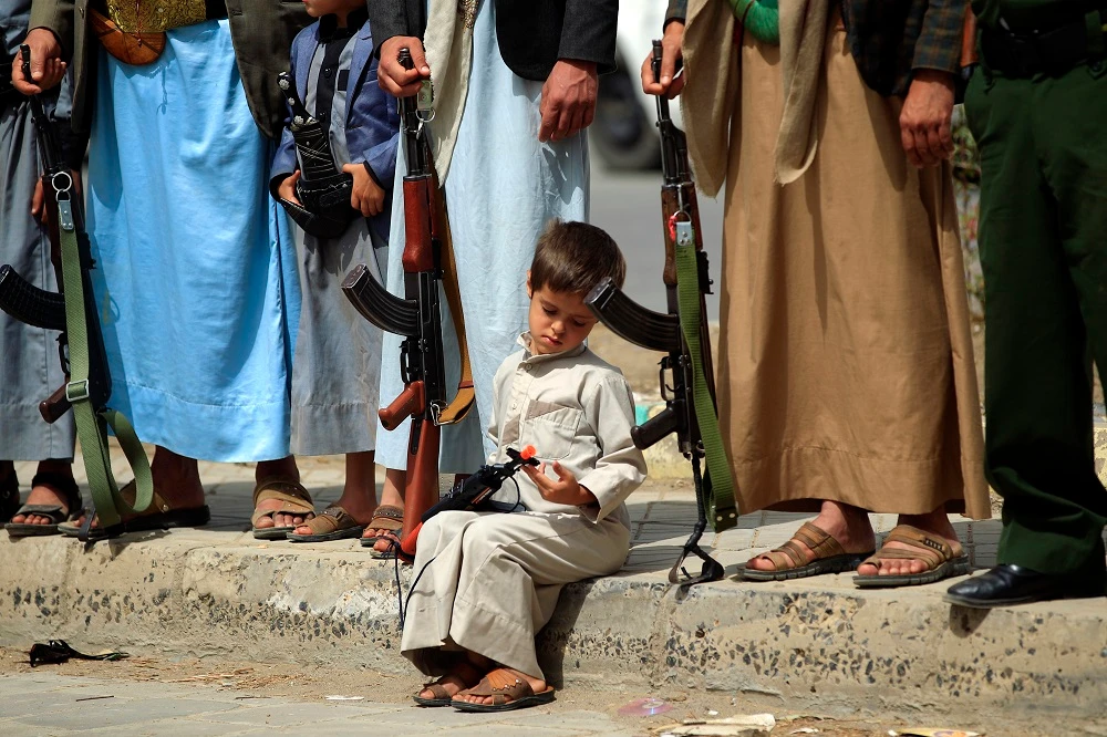 Houthi militia use children to fuel their war in Yemen, Prime Minister Maeen Abdulmalik Saeed says. (File/ AFP)