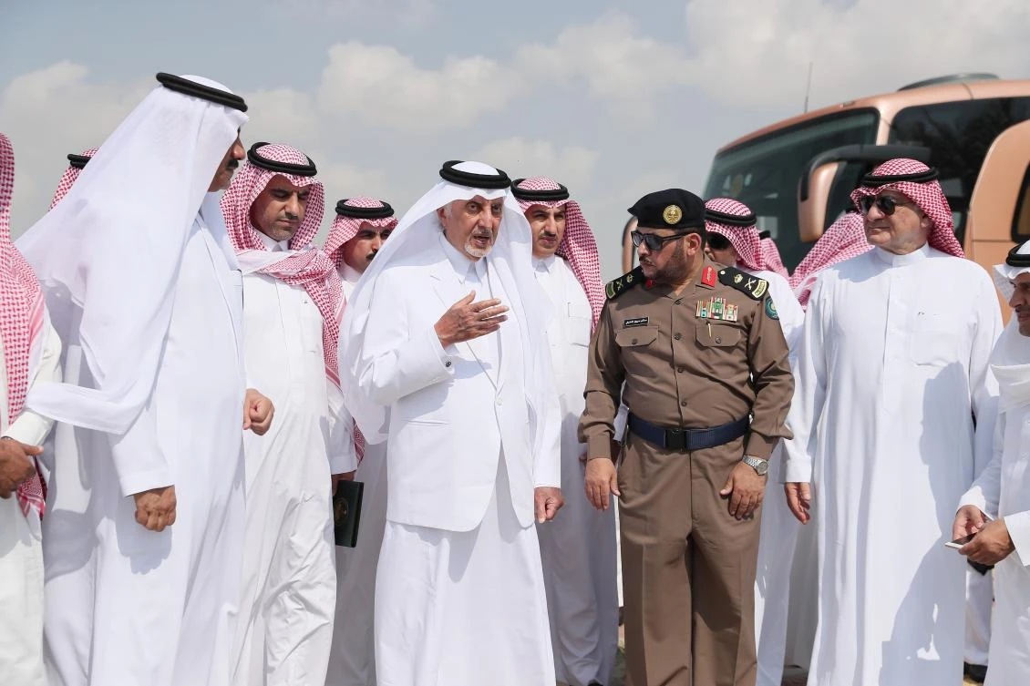 Makkah Gov. Prince Khaled Al-Faisal visited Al-Lith Province following heavy rain that damaged homes, in addition to inspecting a dam project in the area. (SPA)
