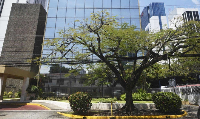 US charges four in ‘Panama Papers’ tax evasion scheme