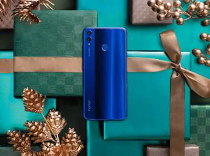 Capture your best vacation moments with Honor 10