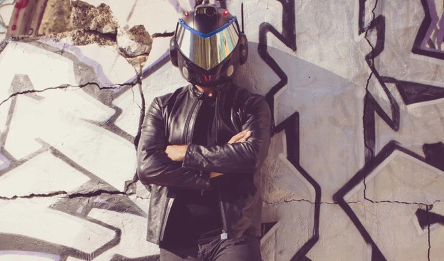 EJ makes his first visit to Saudi Arabia embarking on a three-day Formula E event. (Photo/Supplied)