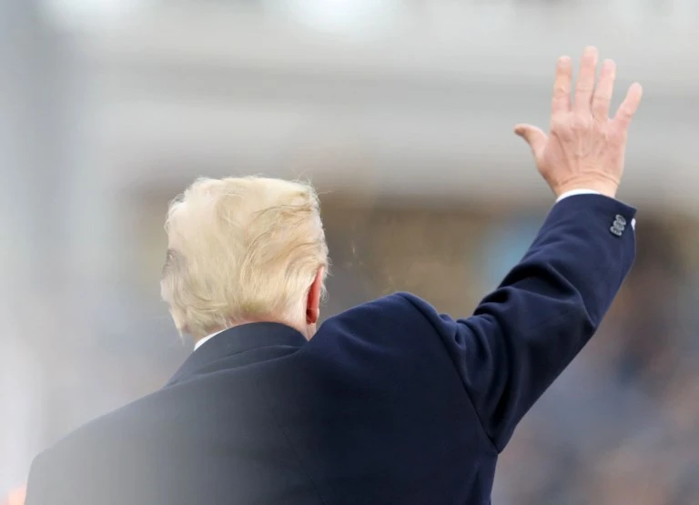 Ex US senators warn of ‘constitutional crisis’ under Trump