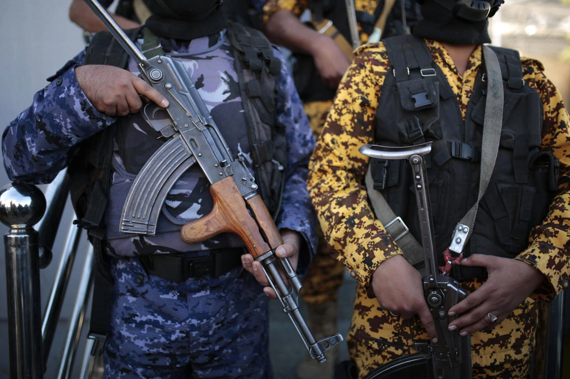Yemen govt, Houthis swap names of 15,000 prisoners at UN talks