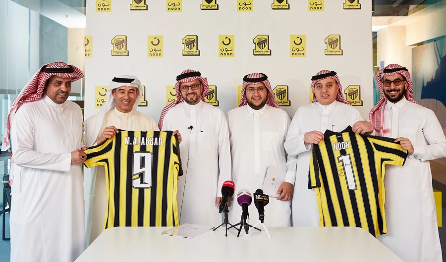 The partnership was sealed at a signing ceremony attended by Dr. Yasser Nassif, Al-Ittihad CEO; Abdullah Kaboha, member of Al-Ittihad board of directors; Mohamed Alabbar, Noon founder; and Khalid Balghunaim, Noon director of KSA operations.