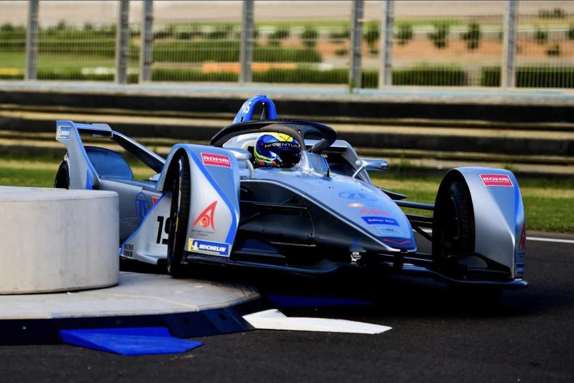 ‘Not impossible’ that Formula E will overtake F1, says Felipe Massa ahead of Ad Diriyah race