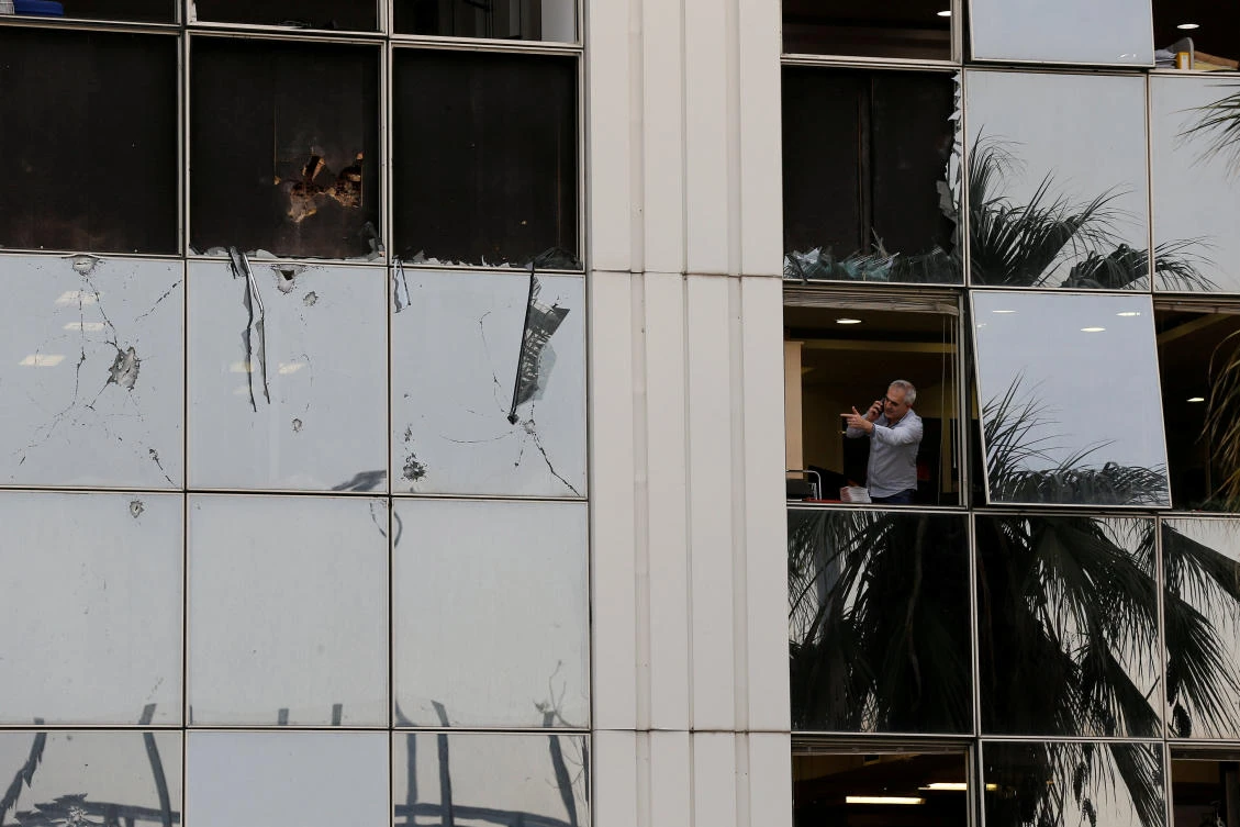 Bomb blast at Athens headquarters of Skai media group