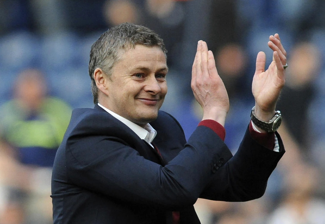 In this Saturday, March 29, 2014 file photo, Cardiff manager Ole Gunnar Solskjaer applauds fans after the English Premier League soccer match between West Bromwich Albion and Cardiff City at Hawthorns Stadium in West Bromwich, England. (AP)