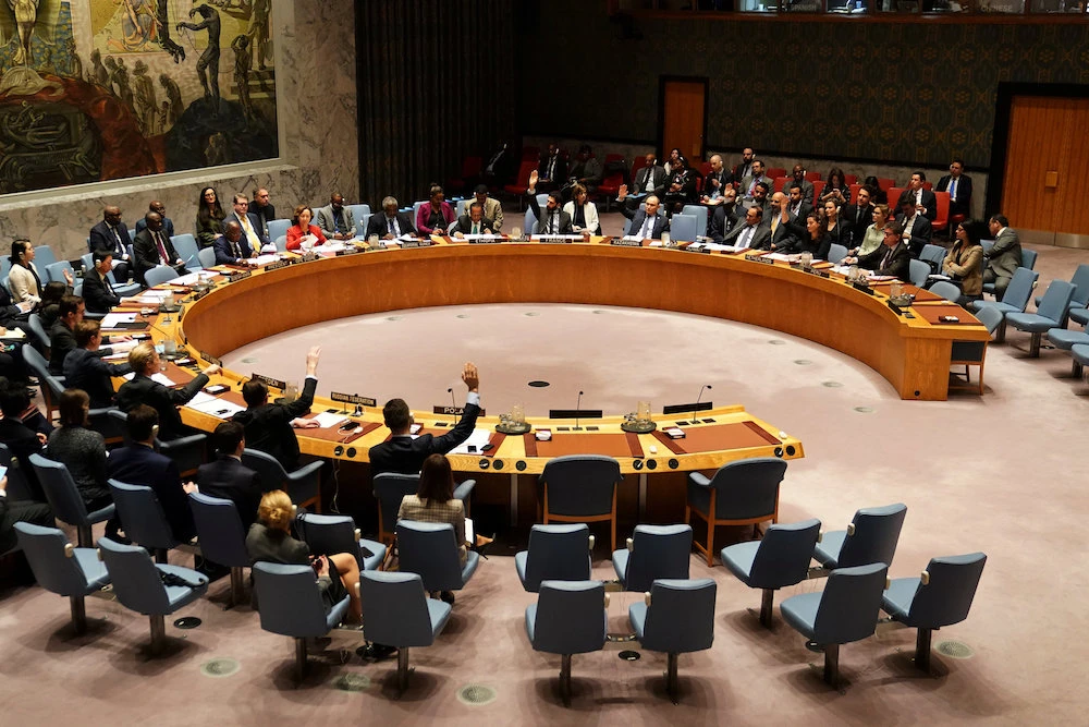 United Nations Security Council members vote on a resolution about Yemen's security at UN Headquarters in the Manhattan borough of New York City, New York, US, December 21, 2018. (Reuters)