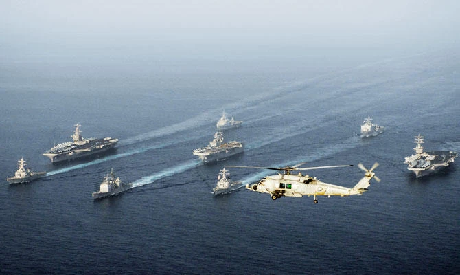 This file handout released by the US Navy on May 23, 2007 shows the USS John C. Stennis, the USS Nimitz, and the USS Bonhomme Richard along with USS Antietam, USS O'Kane, USS Higgins, USS Denver and USS Rushmore steaming through the Gulf of Oman. (AFP)