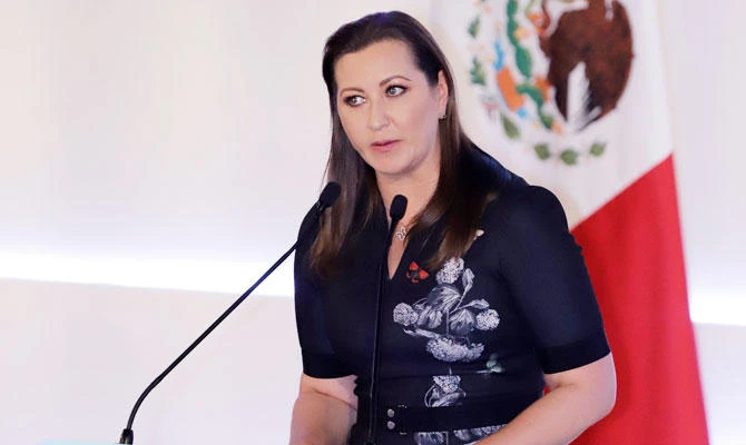 Martha Erika Alonso, governor of the state of Puebla, delivers a speech during her swearing-in ceremony in Puebla, Mexico, December 14, 2018. (REUTERS)