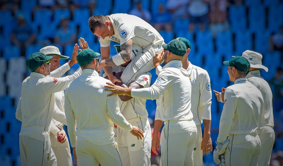 Pakistan fight back after Olivier takes six