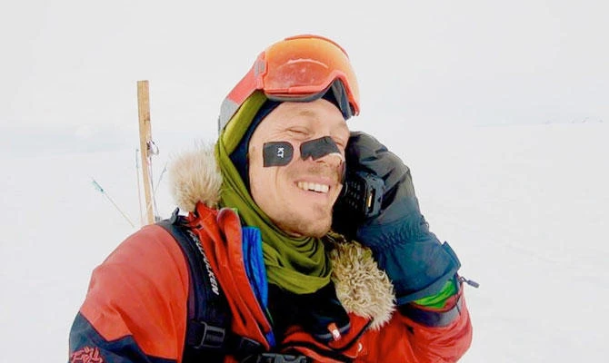 American adventurer completes solo trek across Antarctica
