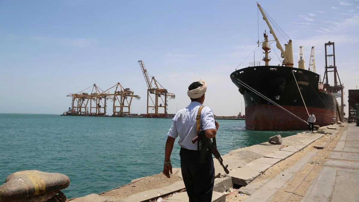 The Arab coalition fighting to support of the legitimate Yemeni government said that the Houthi militia had violated the cease-fire agreement 16 times over the last 24 hours. (File photo/Reuters)