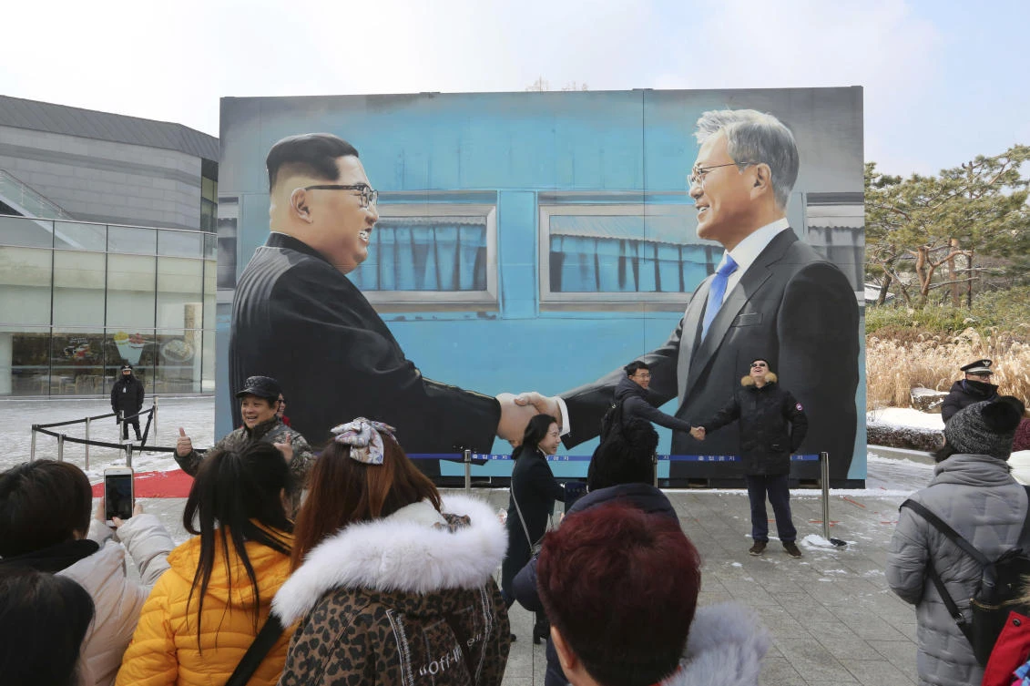 North Korean leader Kim Jong Un has sent a letter to South Korean President Moon Jae-in calling for more talks between the leaders in the new year. (AP)
