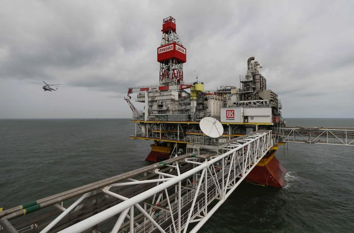 Oil prices have been tracking equity markets during volatile trading for both asset classes last week. (Reuters)