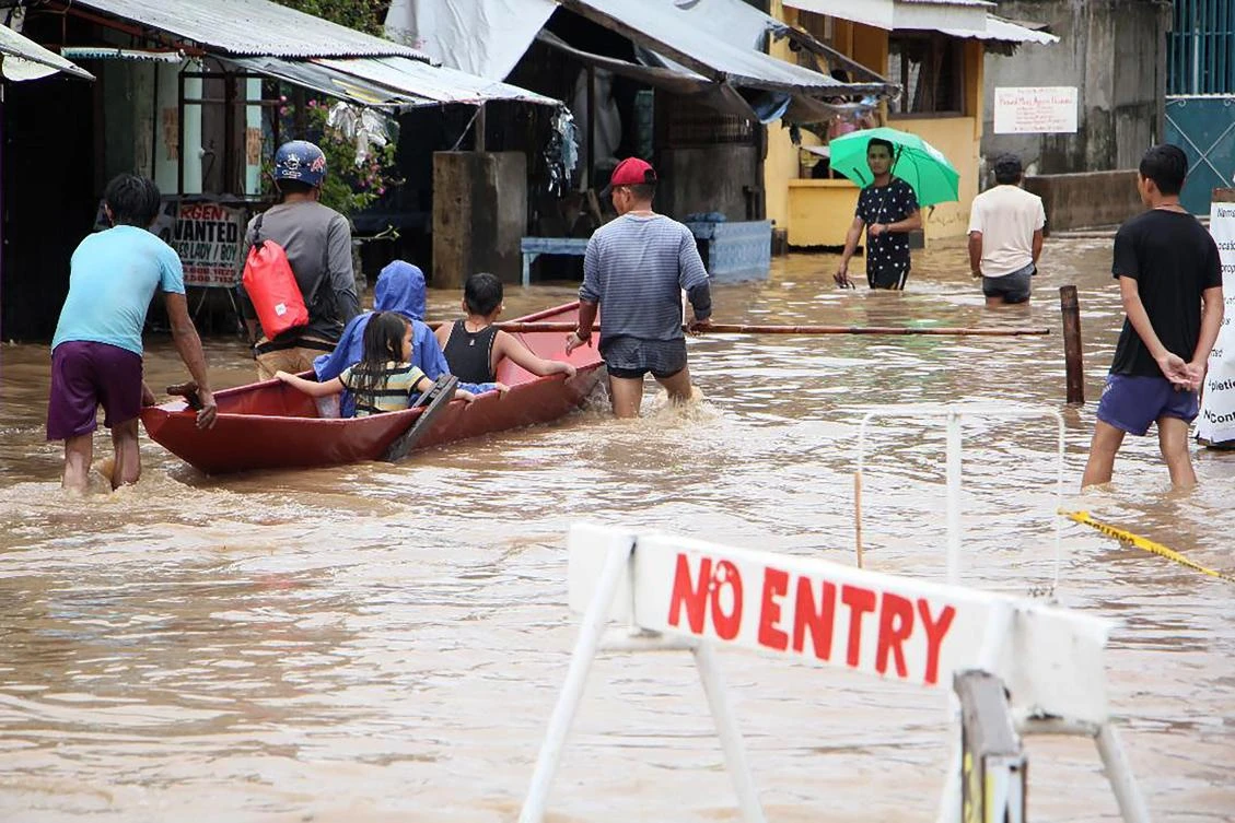 Death toll from Philippine landslides, floods climbs to 85