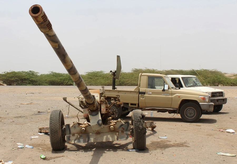 Eight Houthi militants were killed and others wounded by government forces after trying to infiltrate Yemeni army positions in the same province. (File/AFP)