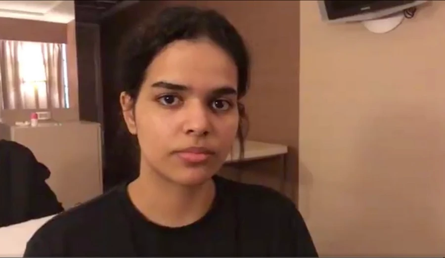 Rahaf Mohammed al-Qunun told AFP she ran away from her family while travelling in Kuwait because they subjected her to physical and psychological abuse. (Screengrab)