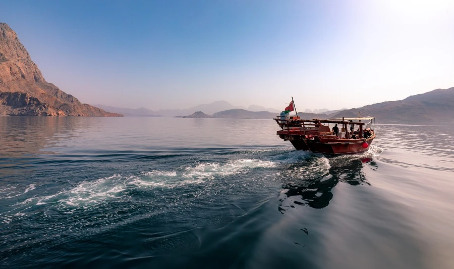 Currently people planning to visit Oman can either apply online via the ROP website or obtain the visa on arrival. (Shutterstock)