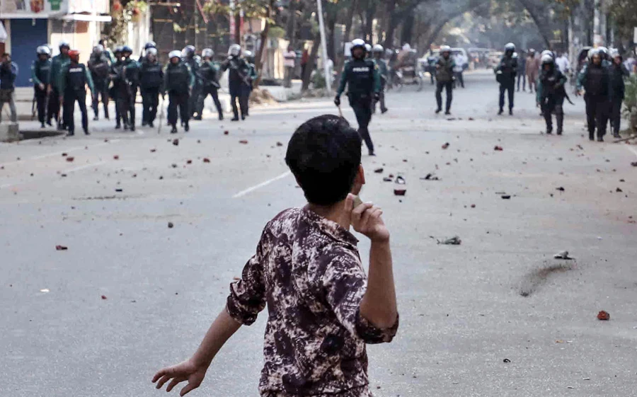 One dead, at least 25 injured in Bangladesh workers’ protest