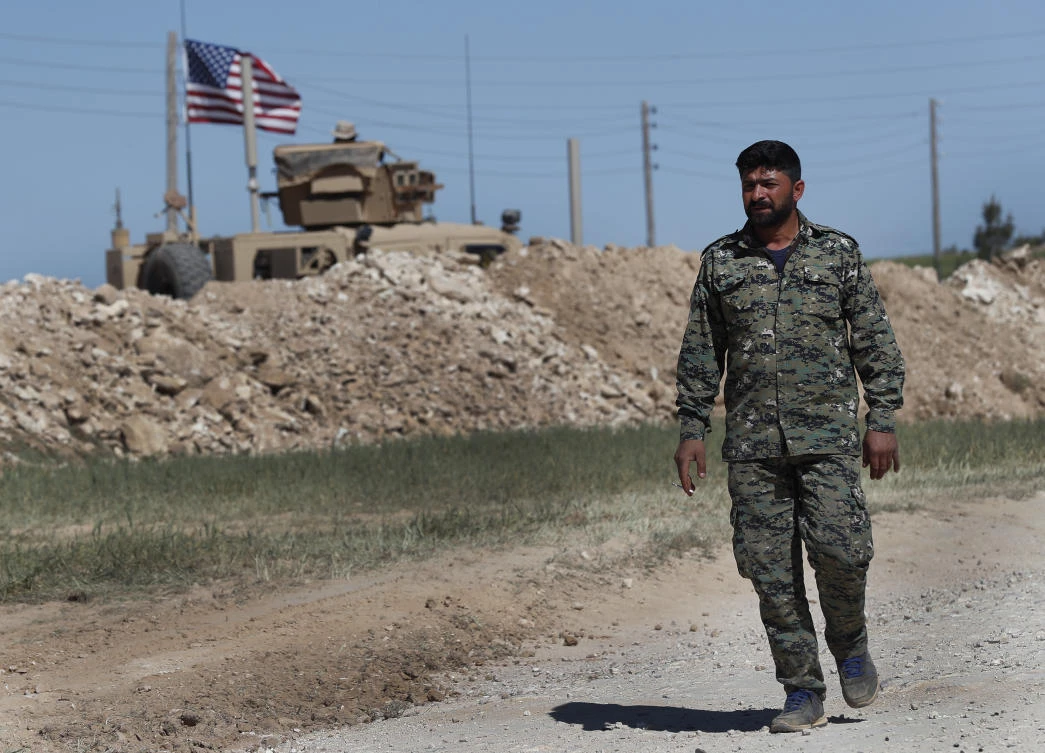 Kurds capture 8 extremists including US teenager