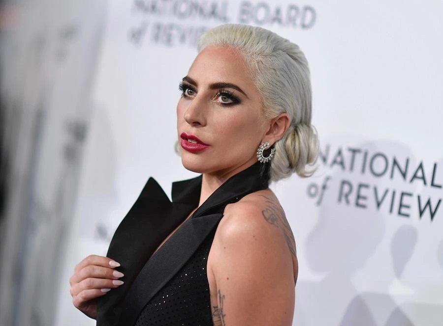 Lady Gaga says won’t work again with singer R. Kelly