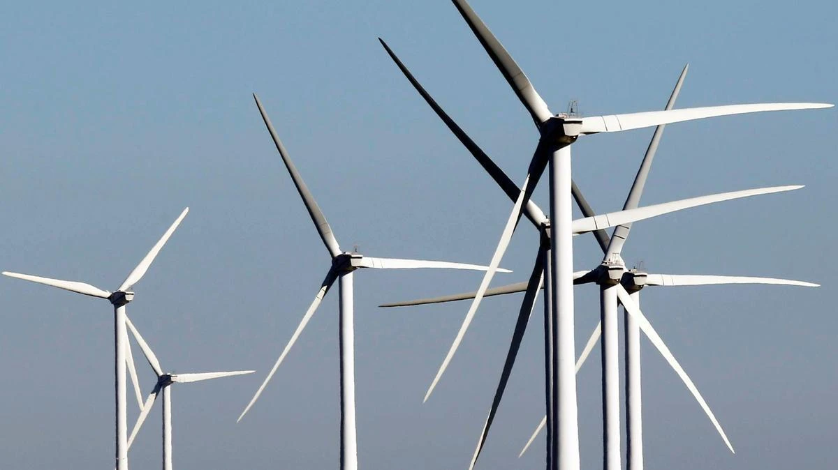 Saudi Arabia awards first major wind project worth $500m