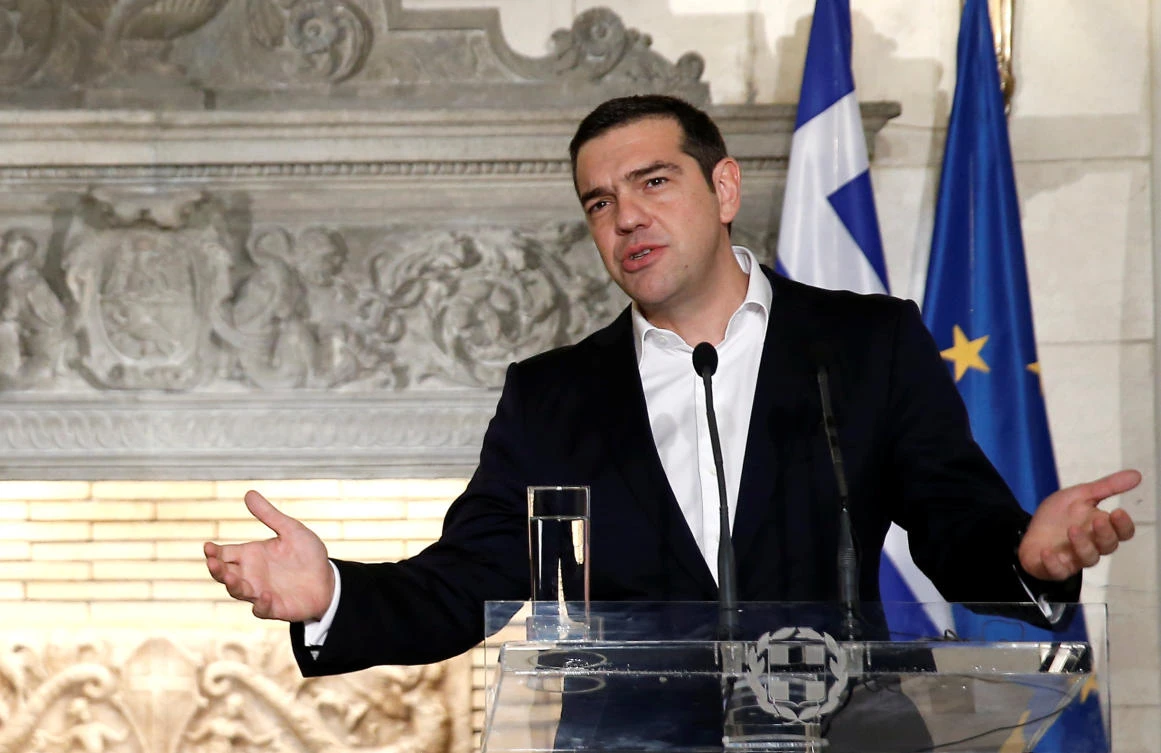 Greece’s Tsipras calls confidence vote after ally quits coalition