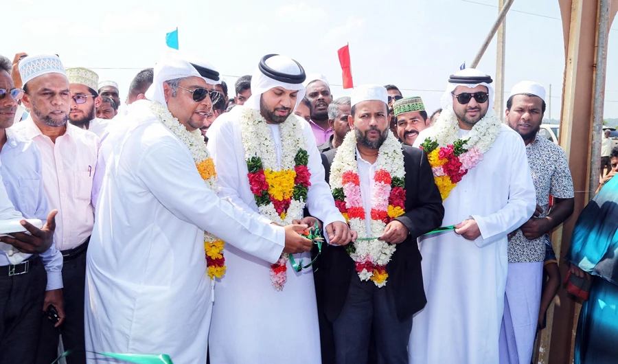 UAE donates 120 houses to displaced Sri Lankans