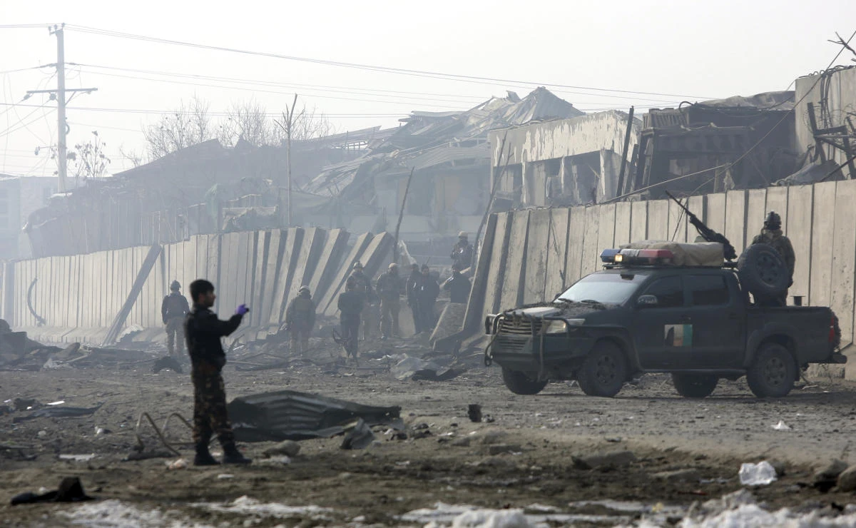 Taliban threaten to end talks with US on ending Afghan war