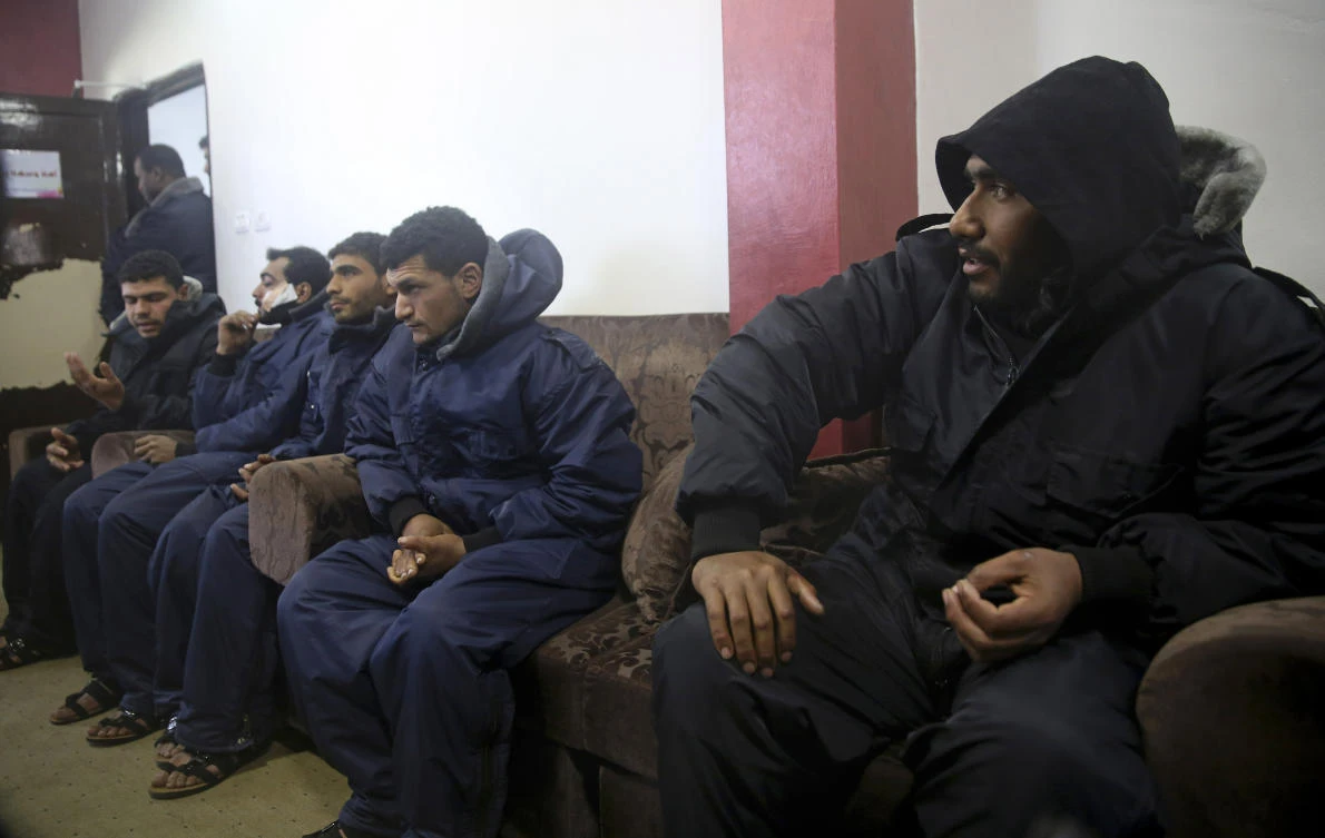 Gaza authorities: 6 Egyptian fishermen rescued, 1 missing