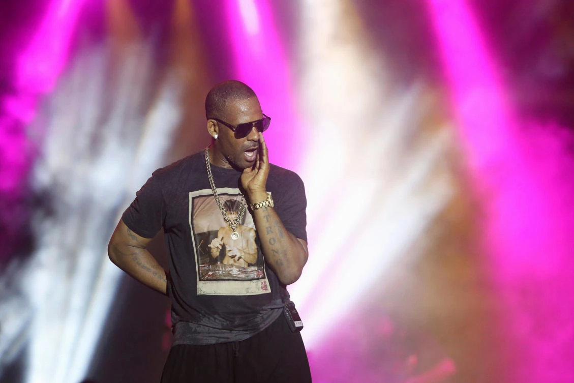 Sony Music ends contract with US singer R. Kelly