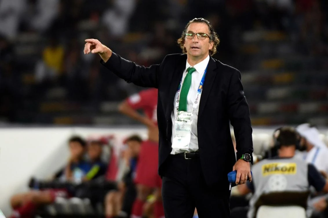 Pizzi is pointing the way to Europe when it comes to where he thinks Saudi Arabia's best players should play. (AFP)