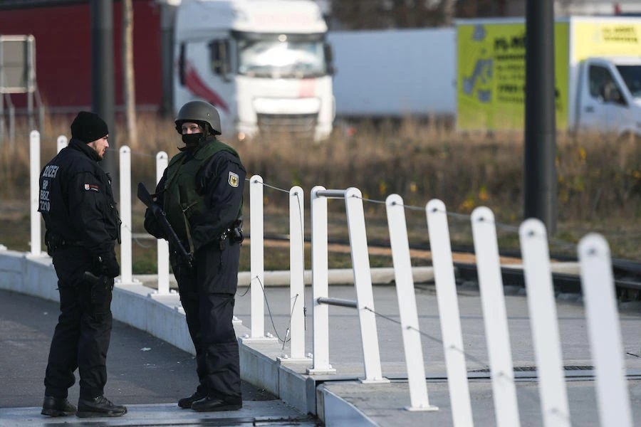 Frankfurt prosecutors said he allegedly volunteered as a fighter and donated 50,000 Syrian lira to the group. (File/AFP)