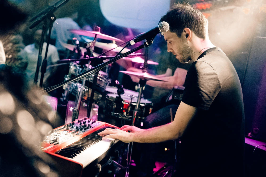 Dubai-based artists Francis and Shaun Warner release new records
