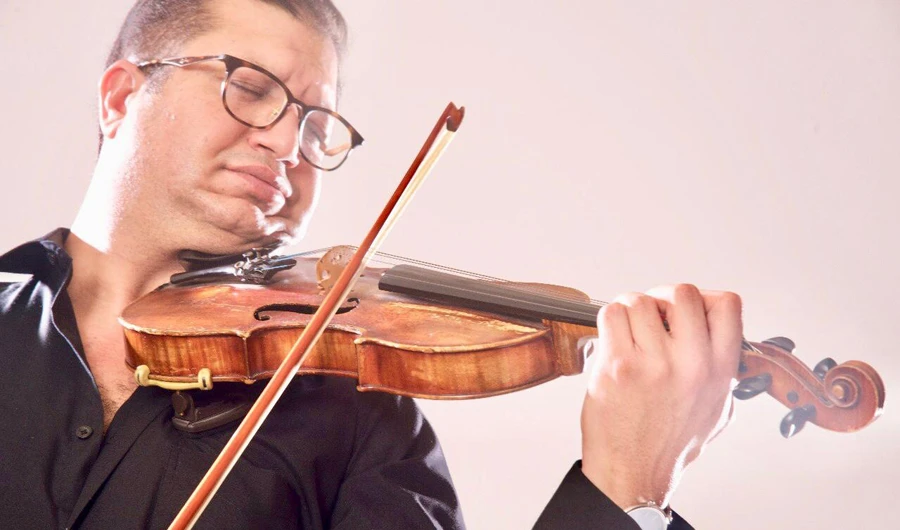 Egyptian violinist Mahmoud Sorour has opened a music institute in the Kingdom.