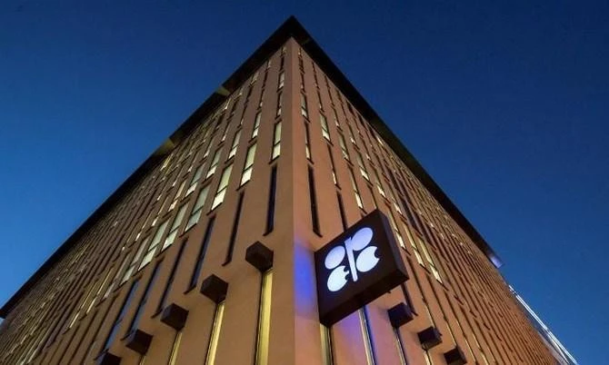 The latest OPEC Monthly Oil Market Report (MOMR) forecasted that Russia will not fully comply with the cuts agreement during the first half of 2019. (AFP)