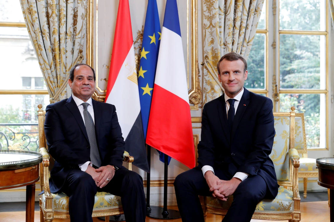 French President Emmanuel Macron meets with Egyptian President Abdel Fattah al-Sisi at the Elysee Palace, in Paris, France, October 24, 2017. (File/Reuters)