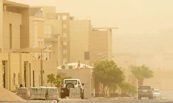 Severe weather sweeps across Saudi Arabia